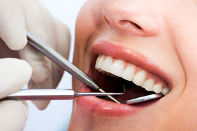 diş kaybına önlem almak için yapılan rutin kontrol